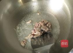 黄花菜烧木耳的做法图解2