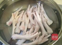 豉汁辣椒蒸凤爪。的做法图解3