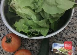 生菜沙拉的做法图解1