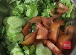 生菜沙拉的做法图解2