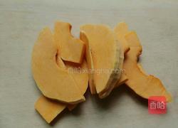 豇豆腊肉包的做法图解1