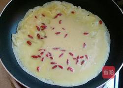 枸杞芝麻鸡蛋饼的做法图解6