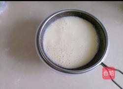 格格牌牛奶鸡蛋羹的做法图解3