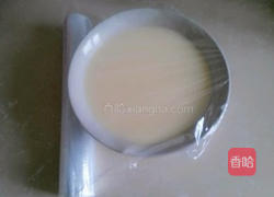 格格牌牛奶鸡蛋羹的做法图解4
