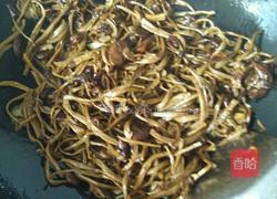 素炒茶树菇的做法图解3