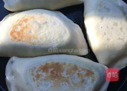 海肠鸡蛋韭菜盒子的做法图解9