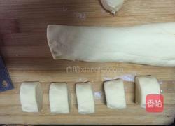 玉米面窝窝头的做法图解8