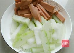 火腿肠烧冬瓜的做法图解2