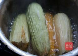 水煮玉米的做法图解3