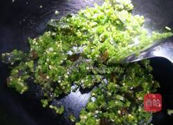 青椒炒皮蛋的做法图解6
