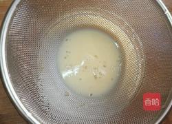 牛奶炖蛋(可爱版)的做法图解3