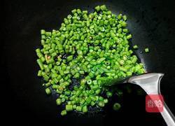 豆角炒鸡蛋的做法图解4