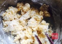 鸡蛋手工面的做法图解1