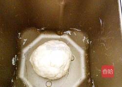 酸奶中种葡萄干小面包的做法图解1