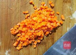 苦瓜胡萝卜煎蛋的做法图解2