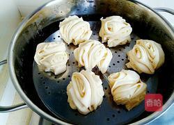 奶香花卷的做法图解7