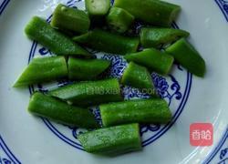 蒜蓉粉丝蒸秋葵的做法图解6