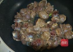 蒜苔炒鸡胗的做法图解5