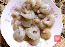 虾仁炒豆腐的做法图解1