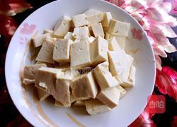 虾仁炒豆腐的做法图解2