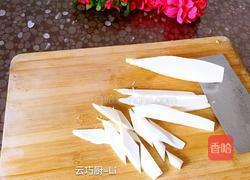 茭白辣炒肉丝的做法图解3