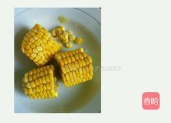 玉米胡萝卜炖排骨的做法图解1