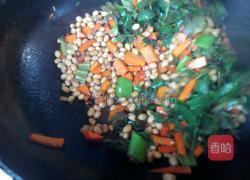 黄豆花椒芽的做法图解7