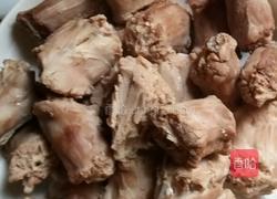 酱香鸭脖的做法图解1