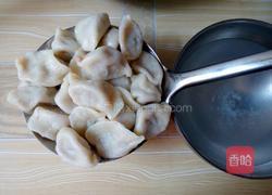 煎水饺的做法图解2