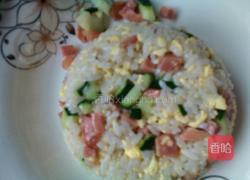 黄瓜火腿鸡蛋炒饭的做法图解9