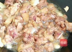 尖椒烧鸡的做法图解3