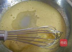 彩虹戚风蛋糕的做法图解5