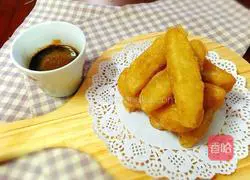 Hakka style - Illustration of how to make fried fermented rice dumplings 10