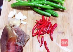 小炒腊肉的做法图解1