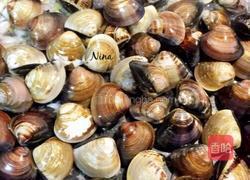 酒蒸蛤蜊的做法图解3