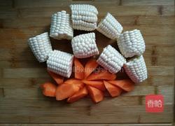 玉米排骨汤的做法图解4