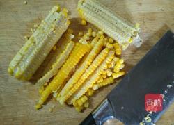 鲜榨玉米汁的做法图解2