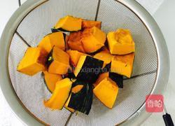 焖南瓜的做法图解1