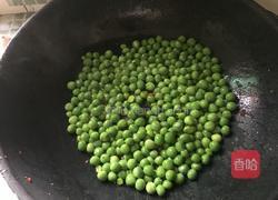 红辣椒炒豌豆肉末的做法图解6