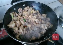 临沂炒大盘鸡的做法图解3