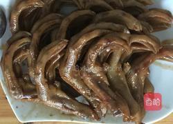 红烧鸭掌的做法图解5