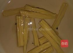 腐竹瓜片的做法图解1