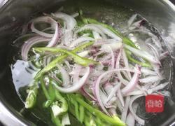 椒麻手撕鸡胸肉的做法图解5