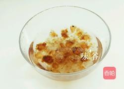 桃胶炖银耳的做法图解2