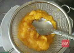 Mango Yoghurt Mousse Recipe Illustration 12