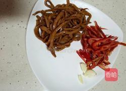 韭菜苔酱丝炒肉丝的做法图解2