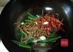 韭菜苔酱丝炒肉丝的做法图解6