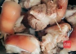 花生炖猪蹄(孕妈宝妈食谱)的做法图解3