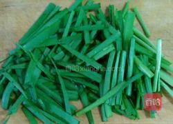 茄子炒韭菜的做法图解3