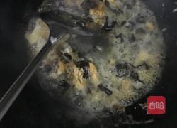 鸡蛋木耳黄瓜炒饭的做法图解4